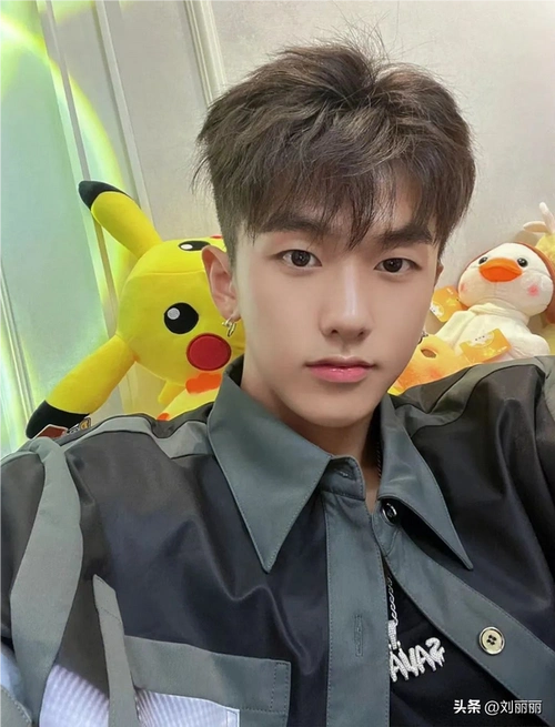 男士短寸头发型2021,2023新年男发这样剪,真帅气,喜欢别错过 - 冷求网