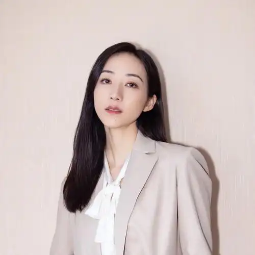 票数:649人气:672投票韩雪个人资料详细资料>别名:雪小宁,cecilia han