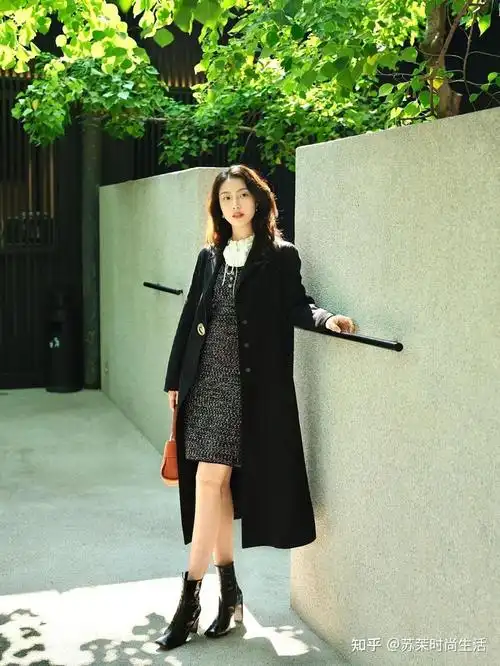 大衣裙子冬季最美的搭配