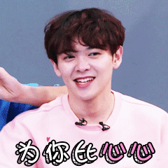 位不同的是,私下的甜心舞台表现也太好了,舞台的表情跟私下完全不一样