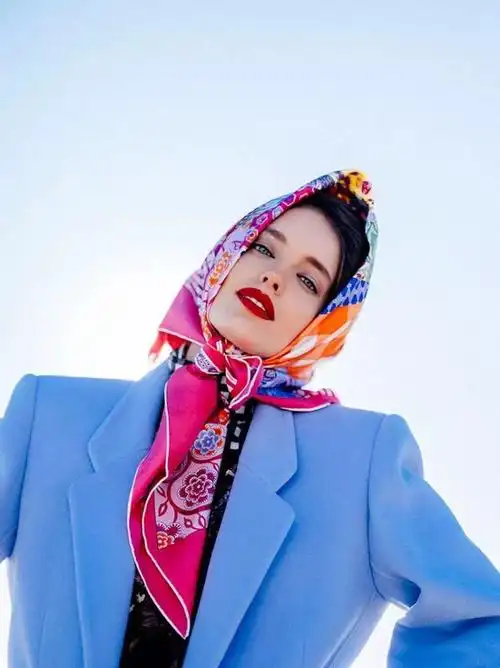 超模look | 超模emily出镜《阿拉伯vogue》四月刊头巾专题大片