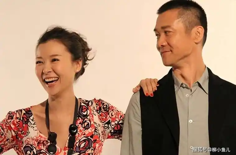 柯蓝:我虽没结婚,但不代表没恋爱,女人一生不该只有婚姻_时候_耿乐