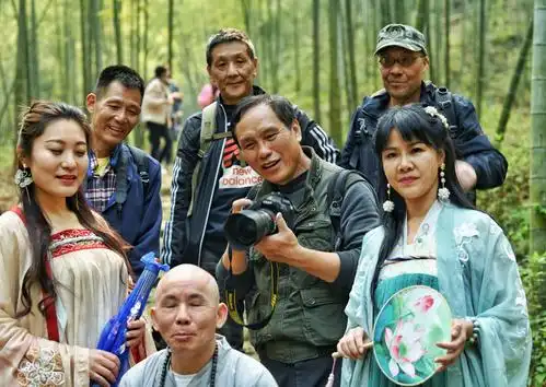 杭州龙乌茶树村采茶女美姿美态摄影留念2020.4.4清明节!