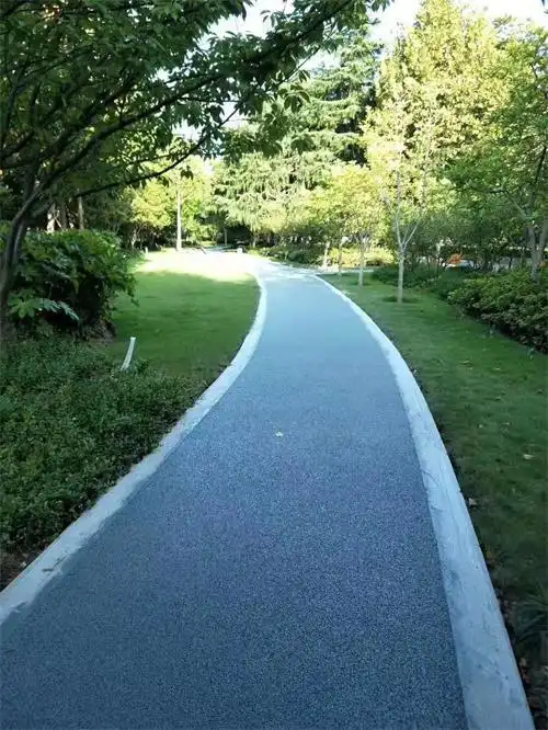 湖北黄冈c30透水地坪c20透水路面石子要求