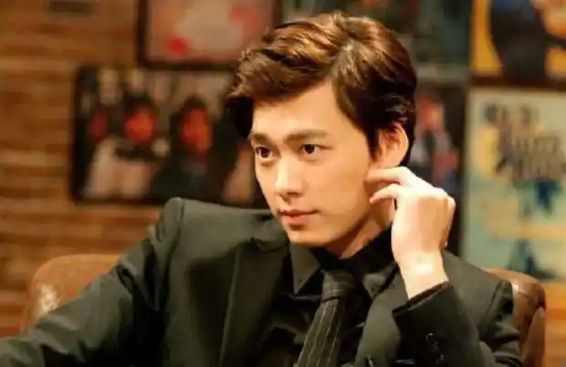 李易峰八字命理分析 李易峰八字正缘67