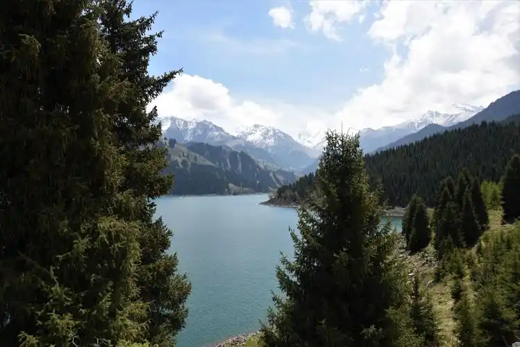 新疆天山天池风景区
