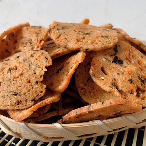 江西特产零食于都烧卷子香辣梅干菜客家锅巴油炸零食小吃休闲食品