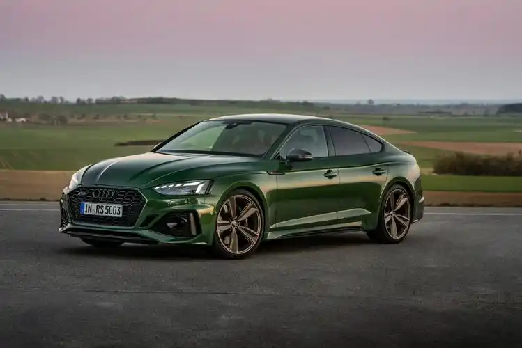 2020 audi rs5 sportback这个颜色爱了