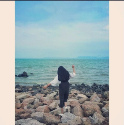 小清新女生头像海边