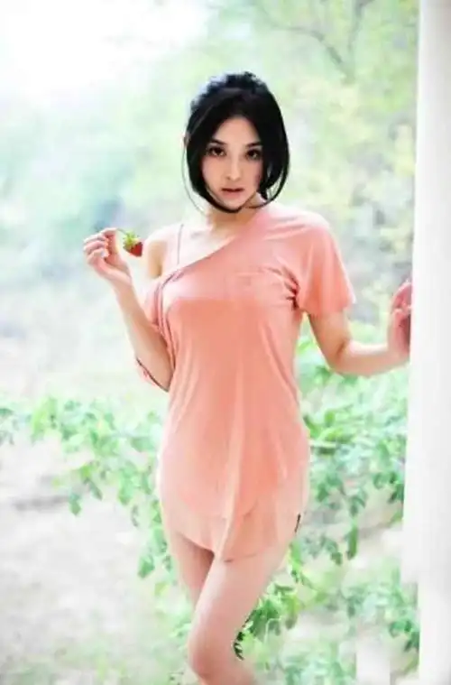 张含韵熟女风格写真手机壁纸五5张