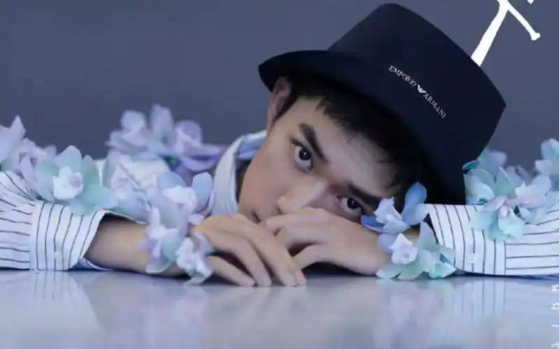 20210205易烊千玺x嘉人三月刊封面