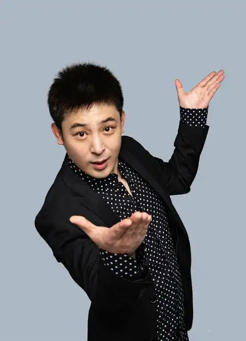 孙涛(总政话剧团男演员)_尚可名片