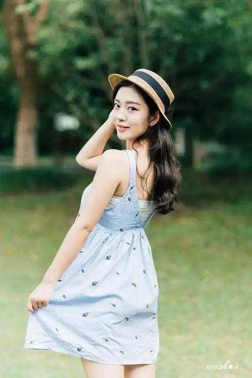 单人人像拍照,记住12个拍照姿势动作,拍照看起来自然,舒服好看