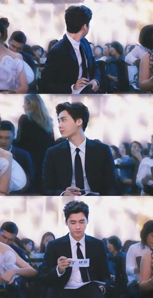 壁纸#丈夫的美貌 妻子的荣耀@李易峰