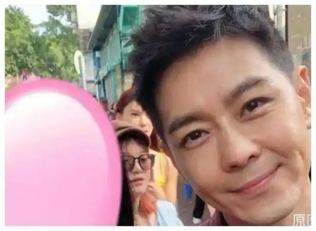 49岁林志颖近照判若两人!