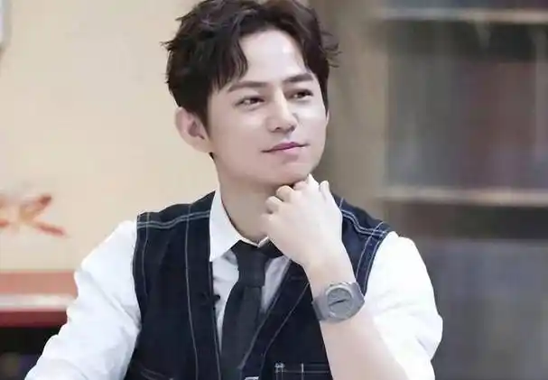 48岁的何炅,也走到了今天_娱乐_低谷_事业