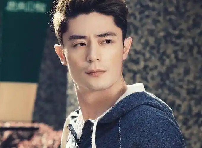 原创林心如霍建华素颜照曝光夫妻二人严重发福中年危机颜值下降