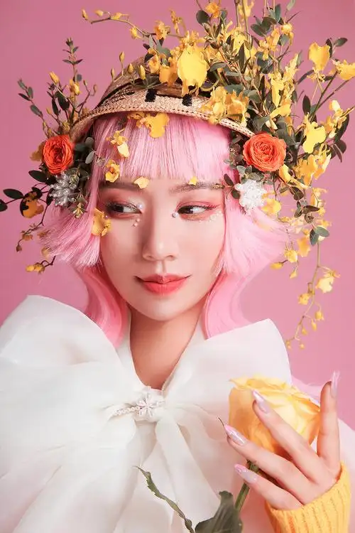 杭州新视觉时尚的化妆造型作品《创意鲜花妆》