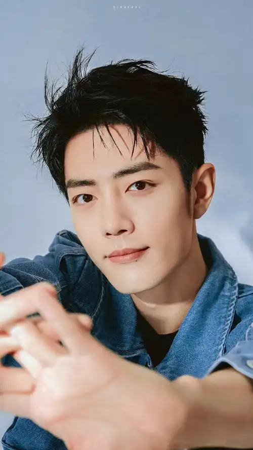 肖战初秋plog##肖战手真好看