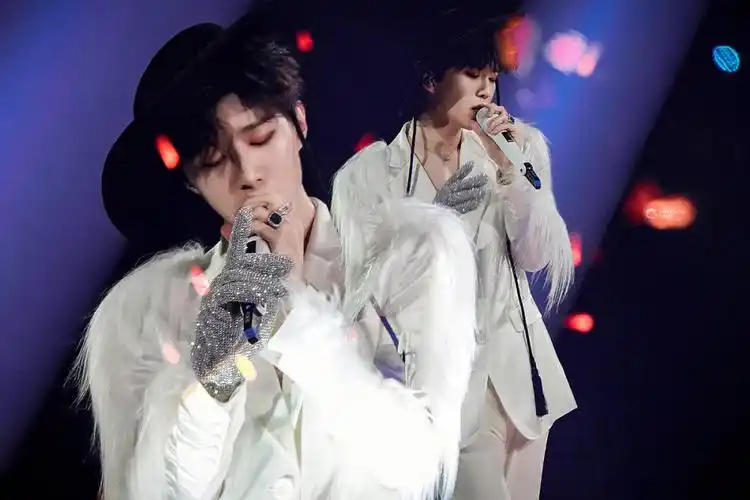 壁纸 #范丞丞壁纸 #全屏壁纸 要的滴我