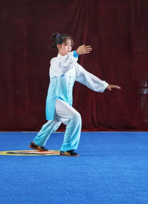 太极拳焕发青春活力 - 美篇