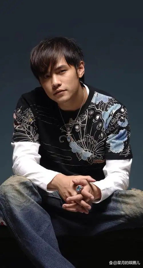 专业科普为何歌神张学友60岁拼命打工而周杰伦30岁财富自由