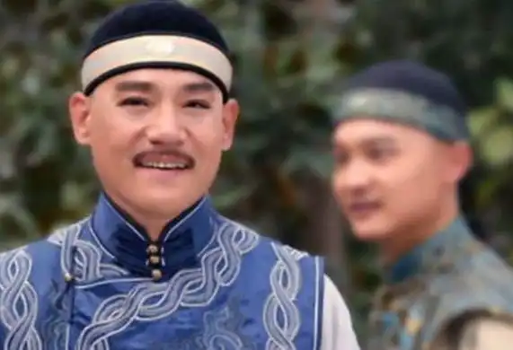 皇亲国戚耍官威唬人,左宗棠悄悄反击一招,吓得他冷汗直冒