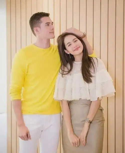 被称为长腿cp的他们有着12cm黄金身高差,真的好嗑.