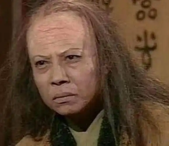 裘千仞皈依佛门后实力大增,竟能单挑金轮法王,还大战三天三夜?