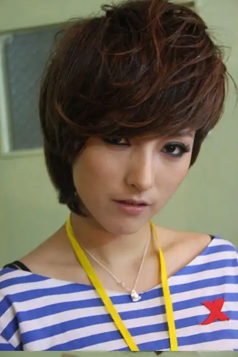 快女潘辰短发造型显利落登温州秀中性风组图