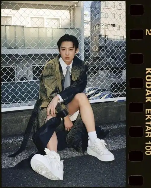 朴灿烈超话#朴灿烈唯一官方门面#  240402 灿烈ins更新一则  【@ ok