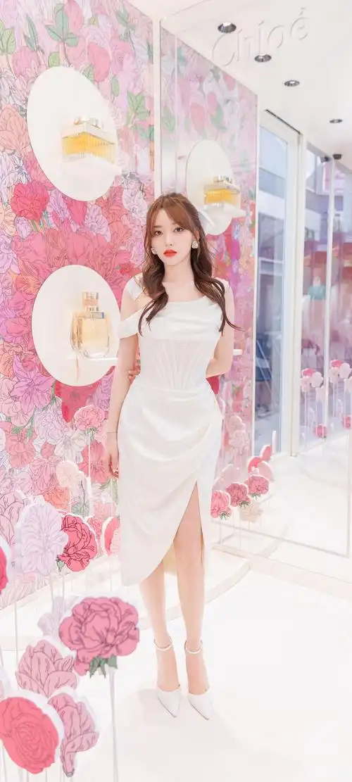 程潇 白色礼服裙子 美女 壁纸