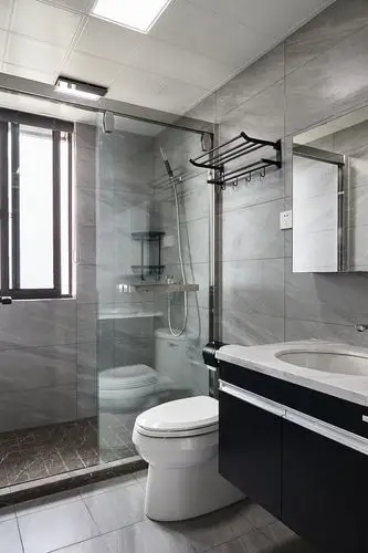 简约三居室装修卫生间装潢图