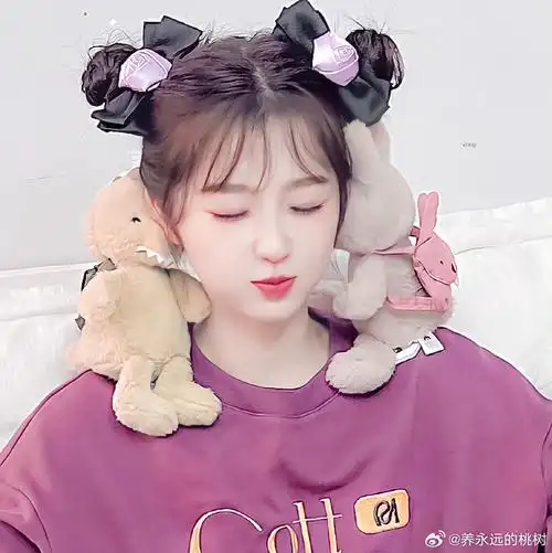 虞书欣自修头像推荐