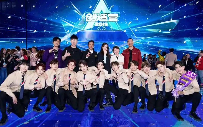 在《创造营2019》节目中,请的嘉宾很大胆,例如并不