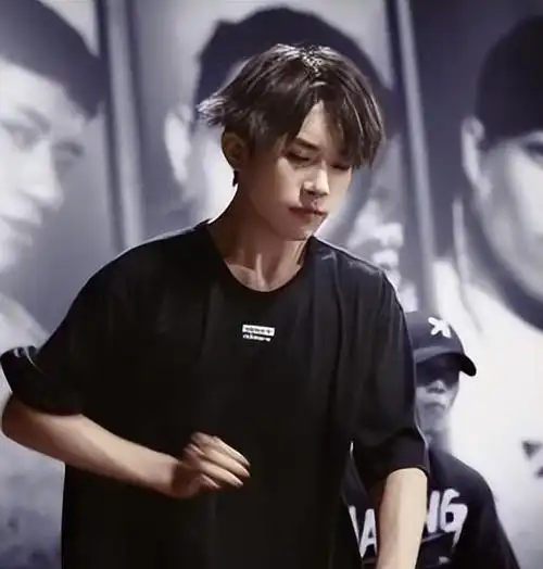 时隔六年才明白,tfboys各自发展,才是易烊千玺最好的