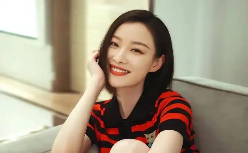 倪妮首次提名金鸡奖"最佳女主角",原来她也曾是一位播音生_电影_发展