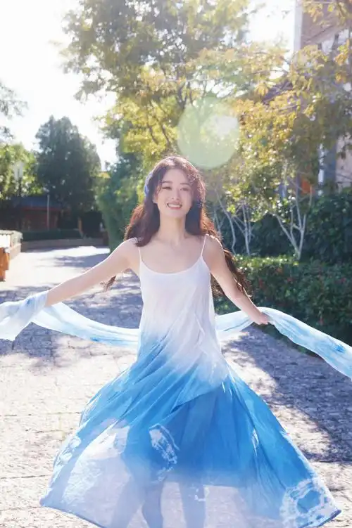 赵丽颖穿了扎染裙子##赵丽颖1016生日快乐