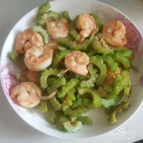 苦瓜炒鲜虾仁