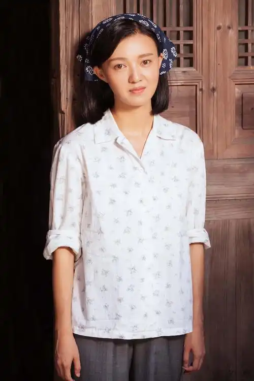 电视剧《麦香》以"最美军属"麦香充满军人情怀的励志人生为主线,通过