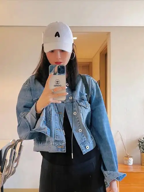 牛仔外套的搭配