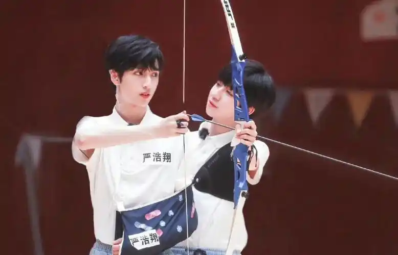 如果我对你说我和你就像是严浩翔贺峻霖那你要记住了我们会是永远的好