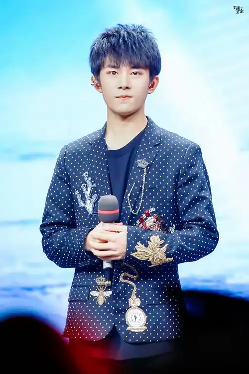 易烊千玺 #tfboys 20161128易烊千玺十六岁生日会 高清 帅