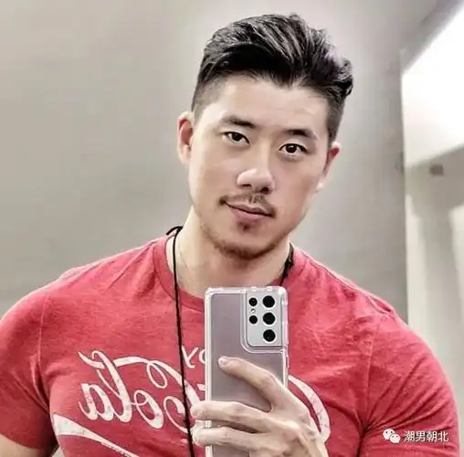 适合25~35岁男士剪的帅气发型!