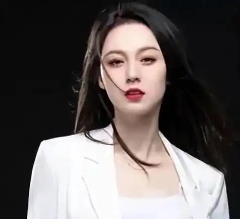 中国网红歌手唐艺:靠着抖音一步步成长,前婆婆称她是好儿媳