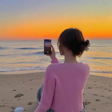 女生在海边挡住脸的微信头像 女生头像图片大全 -【爱个性】