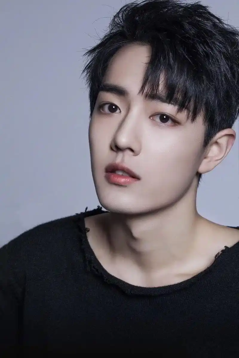 肖战#肖战壁纸#神仙小哥哥  即使我们素未谋面, 可我依旧 - 抖音