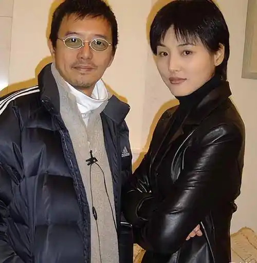 演员张延:嫁大5岁香港丈夫,婚后生一女,如今女儿比她还漂亮_张锦_工作