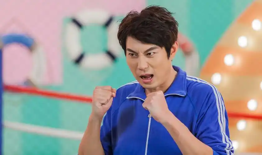 羞羞的铁拳～～ - 高波剧照摄影师 - 图虫