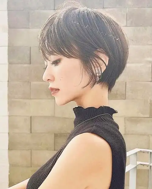 日系感短发干练华丽轻熟范